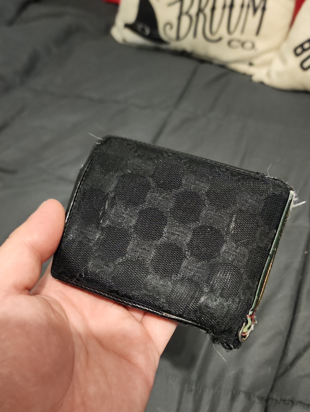 Distressed Gucci Mens Bifold Monogram Wallet - Picture 4 of 5
